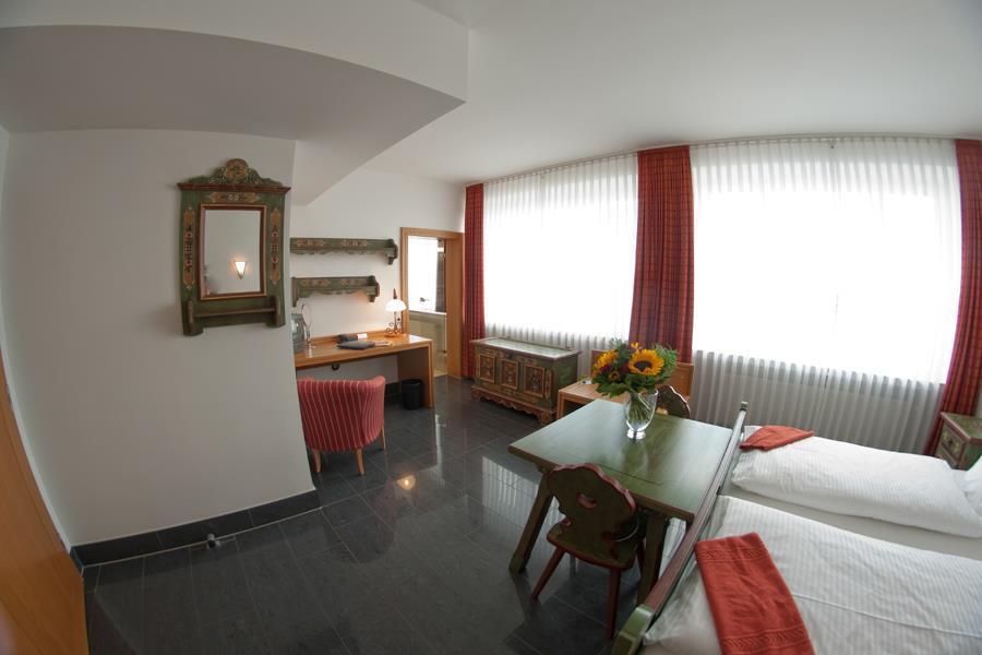 Hotel Conti Am Hauptbahnhof Munster  Ruang foto